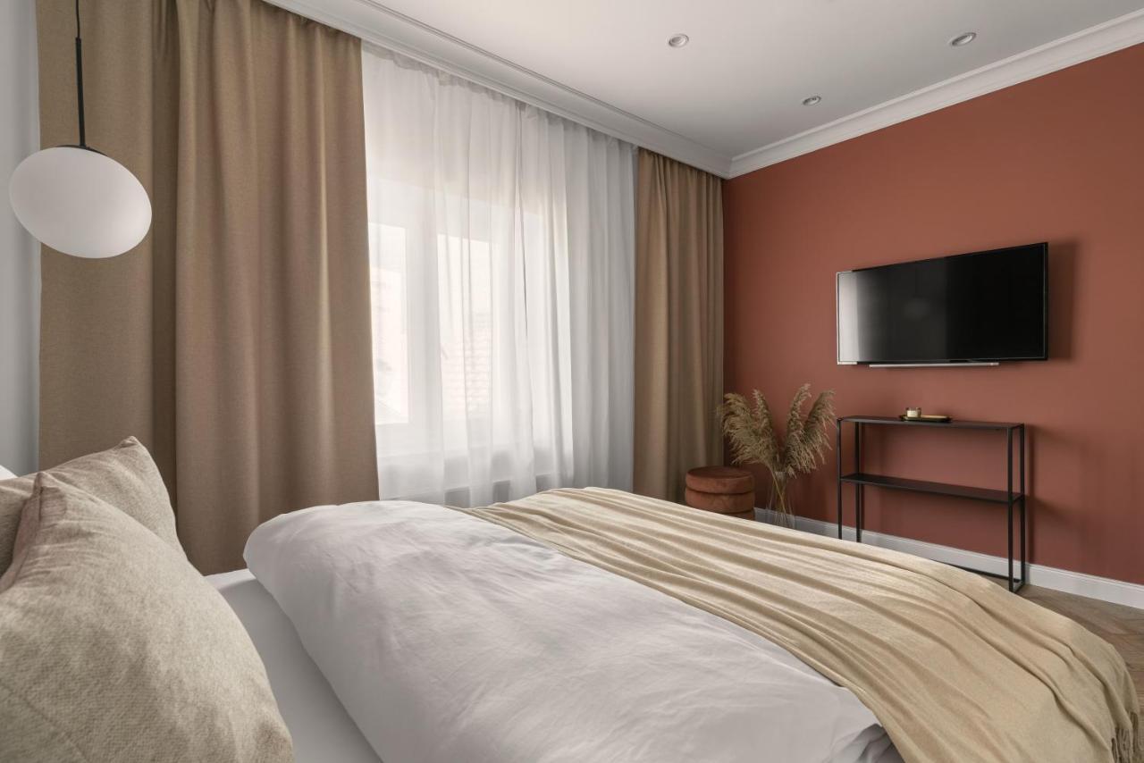 Apartio Rooms Катовице Екстериор снимка