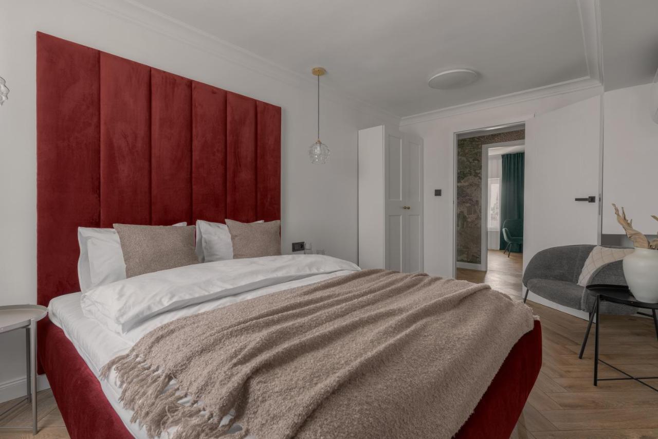 Apartio Rooms Катовице Екстериор снимка