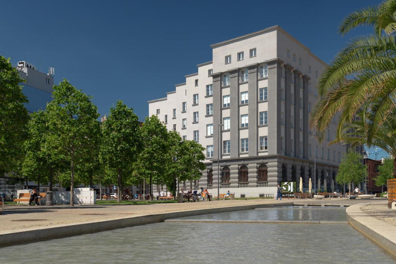 Apartio Rooms Катовице Екстериор снимка