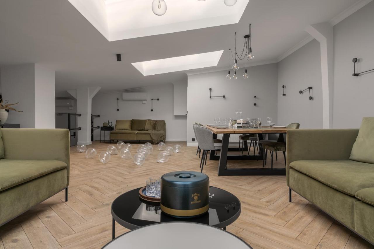 Apartio Rooms Катовице Екстериор снимка